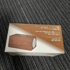 新品　ワイヤレス充電機能付き　スピーカー　時計の画像