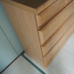 5段チェスト、美品、134ｘ53ｘ97、スライド箪笥、チェストの画像