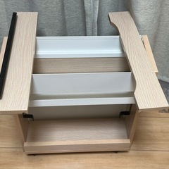 ラウターとモデムスタンドの画像