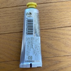 ロクシタン　ハンドクリームの画像