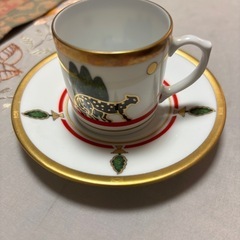 カルティエ　皿1枚、カップ＆ソーサー1組の画像