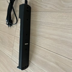 エレコム　コンセントタップ　ブラックの画像