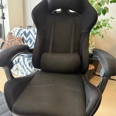 ゲーミングチェアの画像