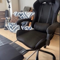 ゲーミングチェアの画像