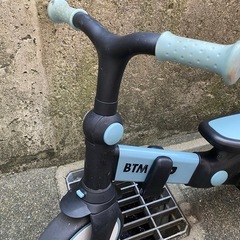 【取引者決定】子供用 自転車 三輪車 二輪車 手押し棒付きの画像