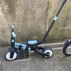 【取引者決定】子供用 自転車 三輪車 二輪車 手押し棒付きの画像