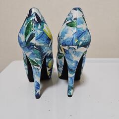 [新品]ボタニカルオープントゥパンプスの画像