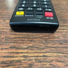 SHARP AQUOS TVリモコンの画像
