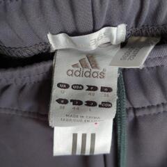 【無料】adidas　ジャージ　Lサイズの画像