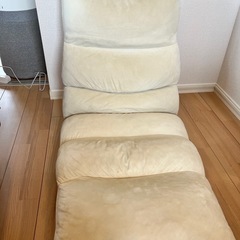 アイボリー座椅子2セットの画像