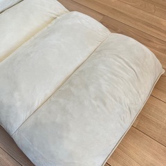 アイボリー座椅子2セットの画像