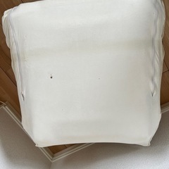 アイボリー座椅子2セットの画像