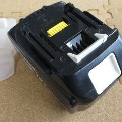 マキタ 純正バッテリ 18V 6.0Ah BL1860B バッテリー残量表示付 リチウムイオン makita 札幌市北区屯田の画像