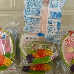 お菓子いろいろの画像