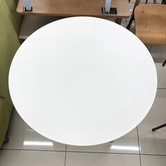 【直接引き取り限定】丸型ダイニングテーブル ホワイトの画像