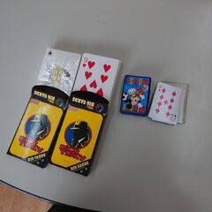 トランプ３点（新品１点）中古２点の画像