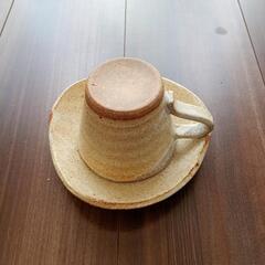 マグカップ　ソーサー　焼き物の画像