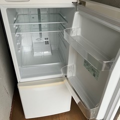 ①冷蔵庫　19年製の画像