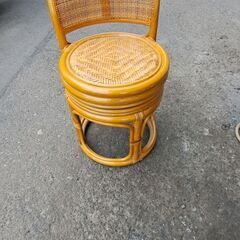 リサイクルショップどりーむ天保山店　No3556　イス　写真参照...