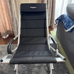 リクライニングソファの画像