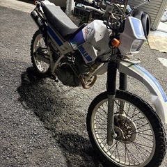 セロー225 バイクの画像