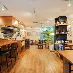 ⭐️ホール経験者歓迎⭐️20代〜30代の女性スタッフ100％活躍中🌸ホールスタッフ募集🌸【サンドイッチファクトリー】の画像