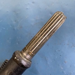 第二　プロペラシャフト　MT車　ジムニー　JA22  前期の画像