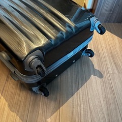 スーツケース（AMERICAN TOURISTER）の画像