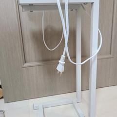 サイドテーブル コンセント付きの画像