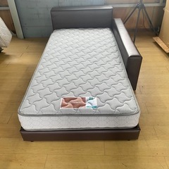 シングルベッド⭐︎マットレスセット⭐︎東京インテリア⭐︎革⭐︎おしゃれ⭐︎リユース美品の画像