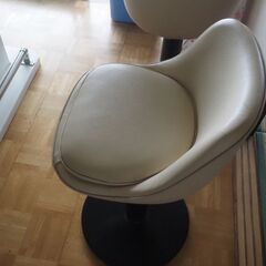 カウンター用椅子、回転椅子、2脚、40ｘ40ｘ７９の画像