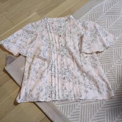 試着のみ！花柄ブラウスMサイズの画像