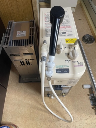 終了リンナイガスふろ給湯器 RBF-A80SN-FU-R-T LPガス用