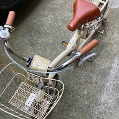 自転車　子供　小学生　16インチ　ベージュの画像