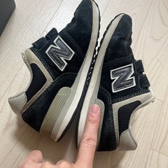 キッズ　スニーカー　ニューバランス　19cmの画像