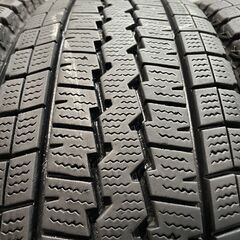 DUNLOP WINTER MAXX SV01 195/80R15 107/105L LT 15インチ スタッドレス 4本 22年製 バリ溝 ハイエース キャラバン等　(KTC303)クレジットカード QRコード決済可能の画像