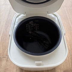 タイガー 炊飯ジャー ホワイトの画像