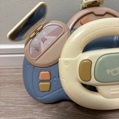 3coins 車 ハンドル おもちゃの画像
