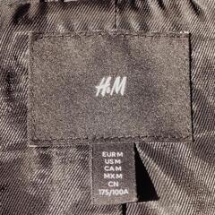 H&Mフェイクレザージャケットの画像