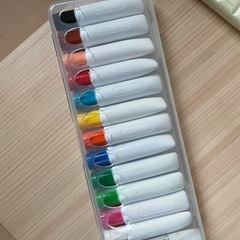 絵の具セットの画像