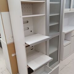 リユースのサカイ栃木店★ジモティ割あり★  食器棚 ホワイト×シルバー W105×D47×H180 クリーニング済み TC9745の画像