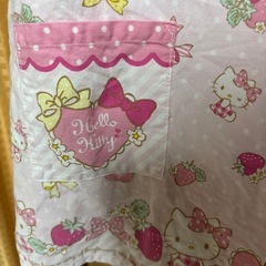 キティ　エプロン100 、110センチ2枚セット　姉妹でいかがでしょうか？バラ売り可能ですの画像