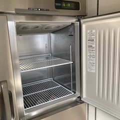 
美品　業務用冷凍冷蔵庫の画像