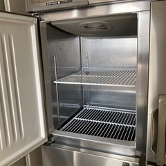 
美品　業務用冷凍冷蔵庫の画像
