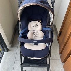 コンビ　ベビーカーの画像
