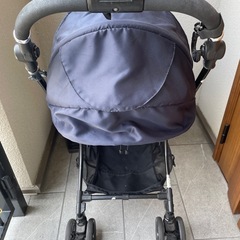 コンビ　ベビーカーの画像
