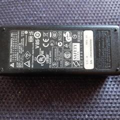 断捨離多分ですノートパソコンのアダプターですの画像