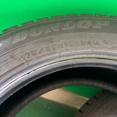 DUNLOP ウィンターマックスWM02 スタッドレスタイヤ 175/65R15の画像
