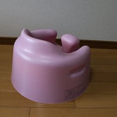 バンボ　Bumbo　ベビーチェア　ピンクの画像