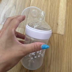 哺乳瓶の画像